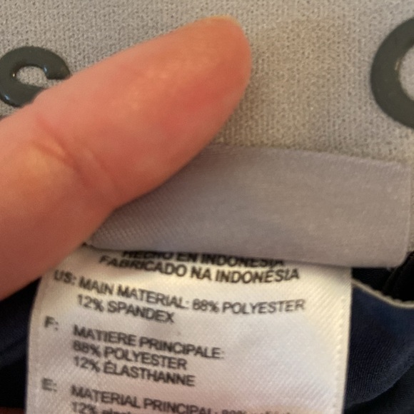 3 Adidas golf shorts. Good condition, navy, gray & khaki. Spandex blend stretchy - Picture 9 of 16